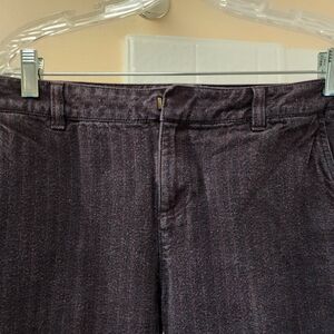 Eddie Bauer Men's Corduroy Pants in Dark Brown